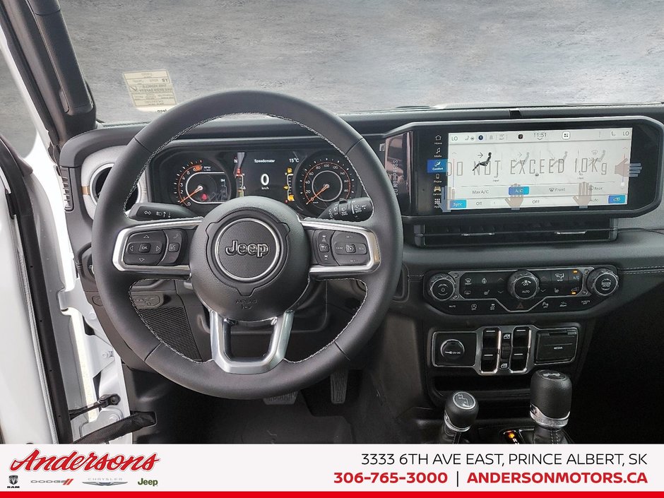 2025 Jeep WRANGLER 4-Door SAHARA