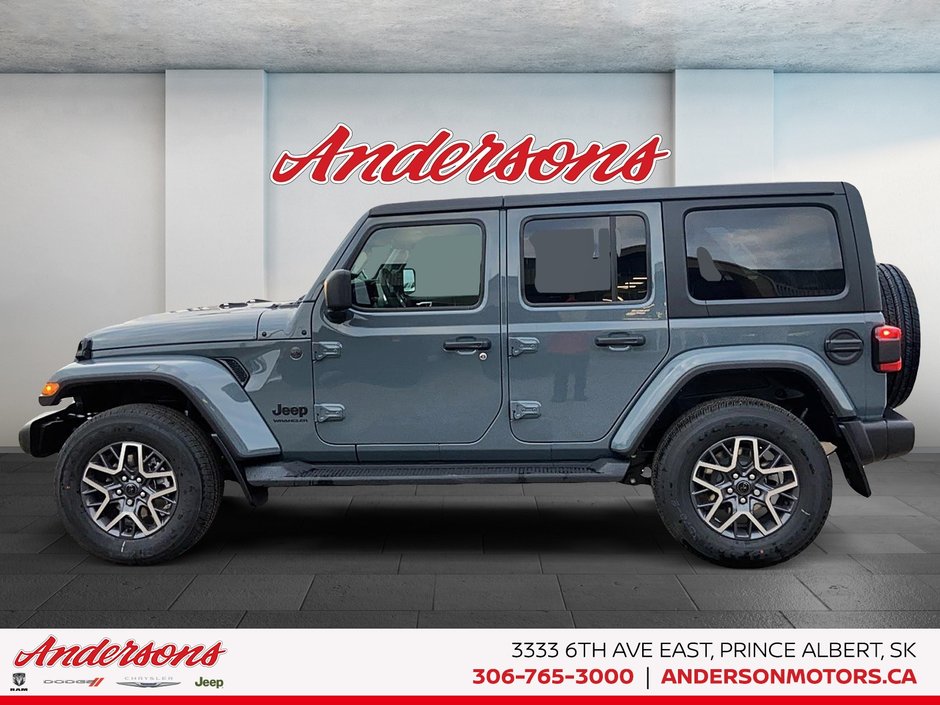 2026 Jeep Wrangler 4-Door SAHARA Heated Seats & Steering / McKinley Seats / Off-Road Camera