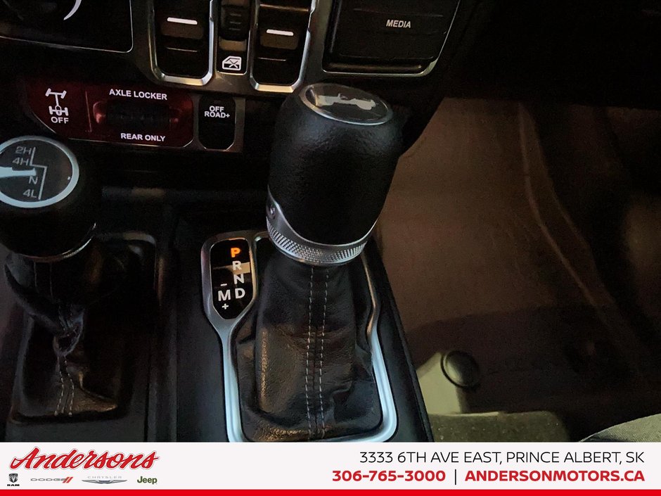 2026 Jeep Wrangler 4-Door WILLYS Xtreme 35 Tire Package / Advanced Cruise Control / Alpine Sound System