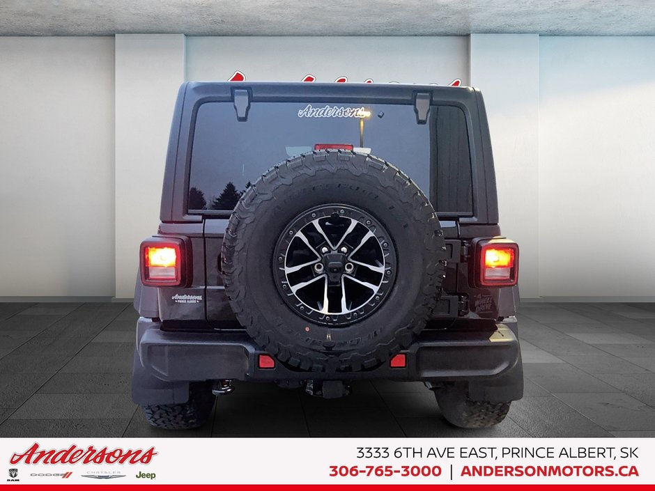 2026 Jeep Wrangler 4-Door WILLYS Xtreme 35 Tire Package / Advanced Cruise Control / Alpine Sound System