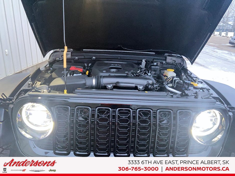 2026 Jeep Wrangler 4-Door WILLYS Xtreme 35 Tire Package / Advanced Cruise Control / Alpine Sound System