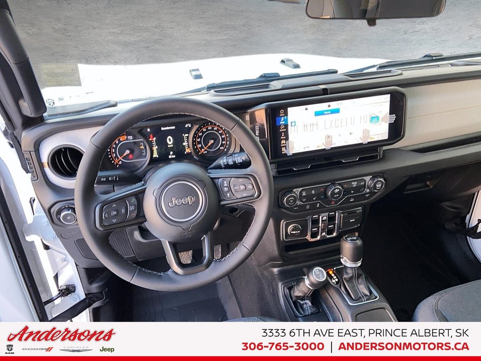 2026 Jeep Wrangler 4-Door SPORT S Advanced Cruise Control / Alpine Audio / Heated Seats & Steering