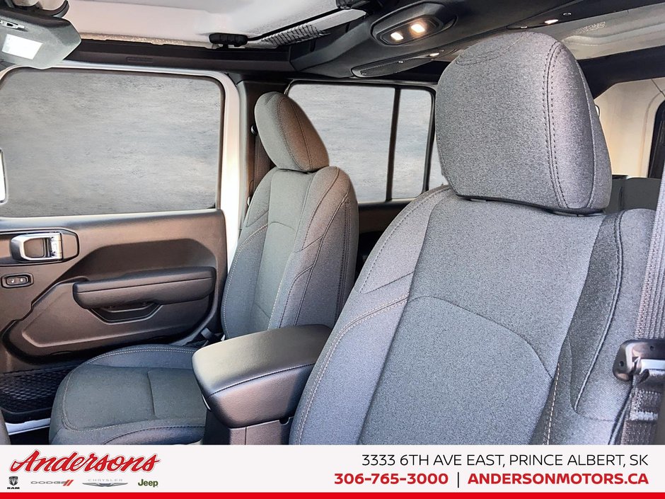 2026 Jeep Wrangler 4-Door SPORT S Advanced Cruise Control / Alpine Audio / Heated Seats & Steering