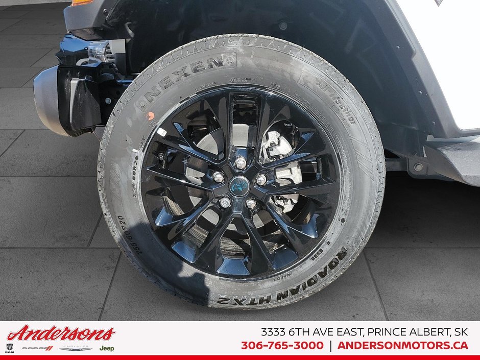 2025 Jeep Wrangler 4xe SAHARA