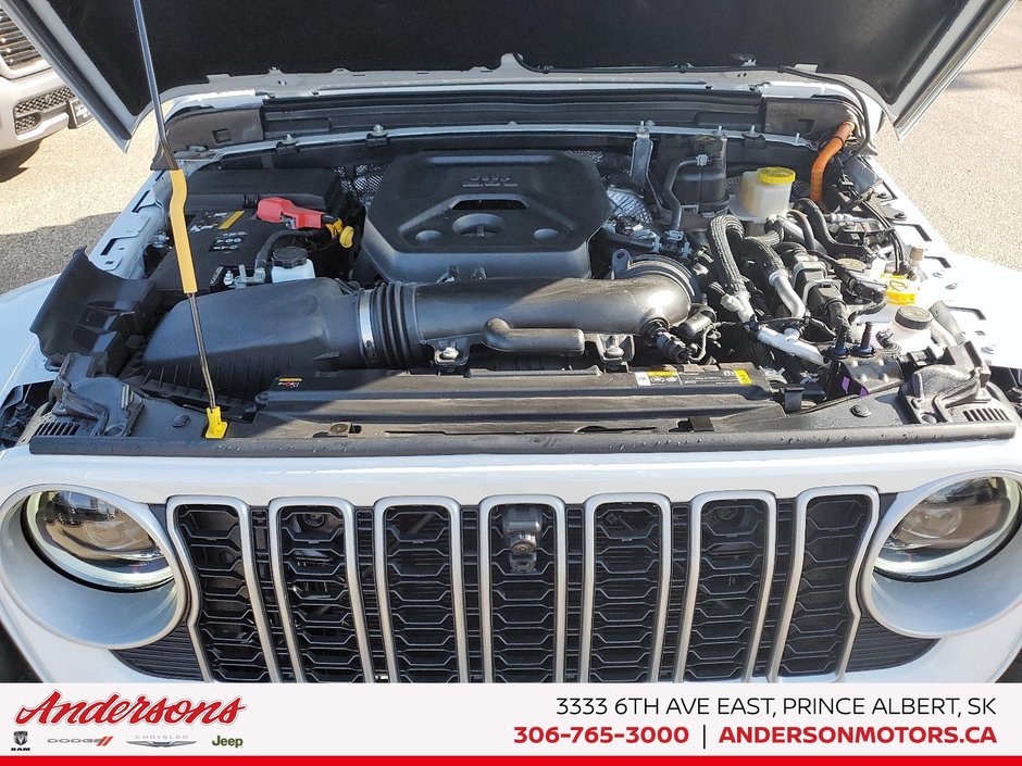 2025 Jeep Wrangler 4xe SAHARA