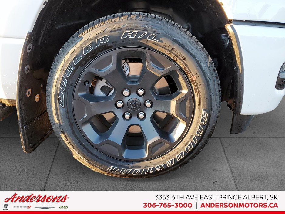2025 Ram 1500 SPORT Bed Utility Group / 3.92 Rear Axle