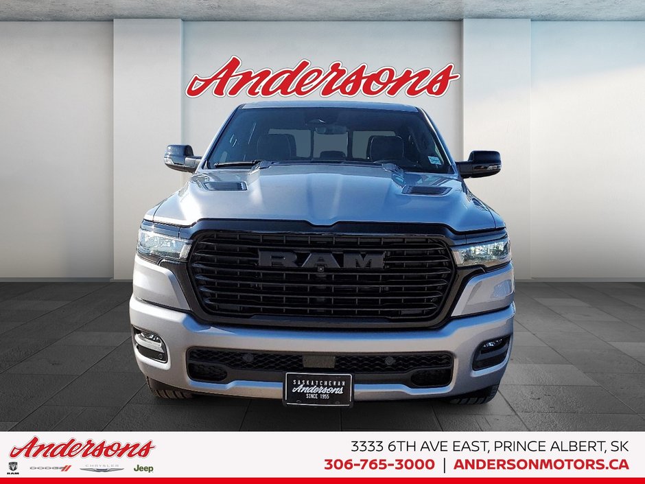 2025 Ram 1500 LARAMIE Night Edition / Heads-Up Display / Sunroof