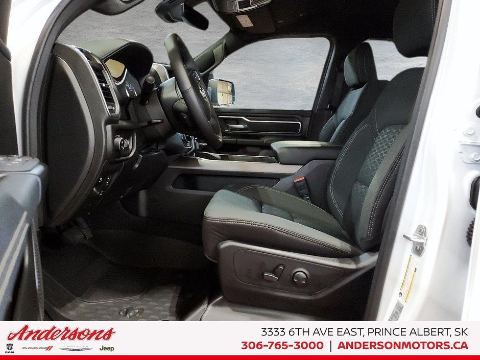 2025 Ram 1500 BIG HORN Sport Appearance / Bed Utility Group / Off-Road Group