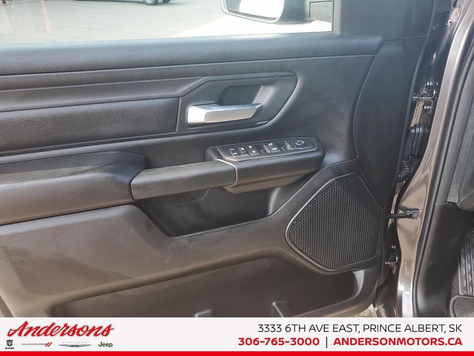 2025 Ram 1500 TRADESMAN