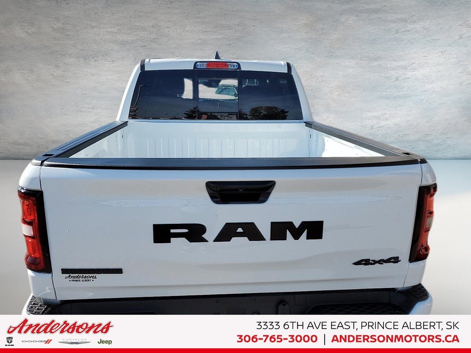 2025 Ram 1500 BIG HORN Hurricane Twin Turbo / Night Edition / 12-inch Touchscreen