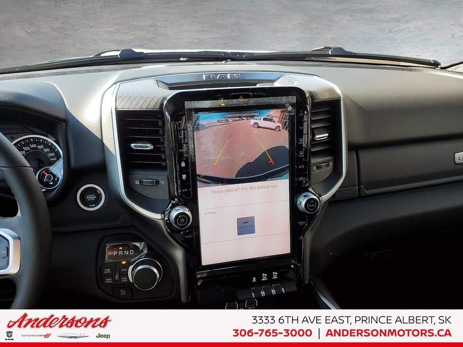 2025 Ram 1500 BIG HORN Hurricane Twin Turbo / Night Edition / 12-inch Touchscreen