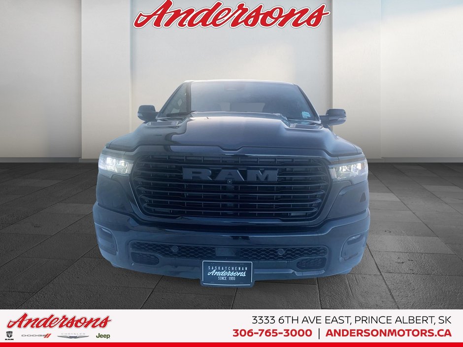 2026 Ram 1500 SPORT 3.0L Hurricane Twin Turbo I6 / Crew Cab / Panoramic Sunroof & Sport Performance Hood