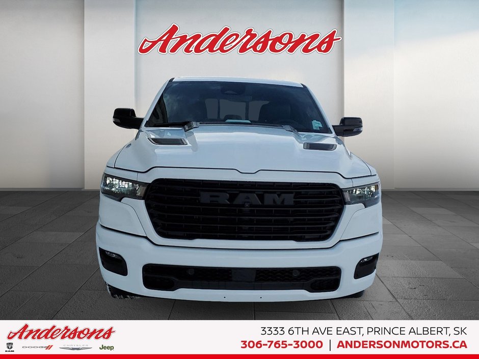2026 Ram 1500 SPORT 3.0L Hurricane Twin Turbo I6 / Crew Cab / Mopar Side Steps / Panoramic Sunroof