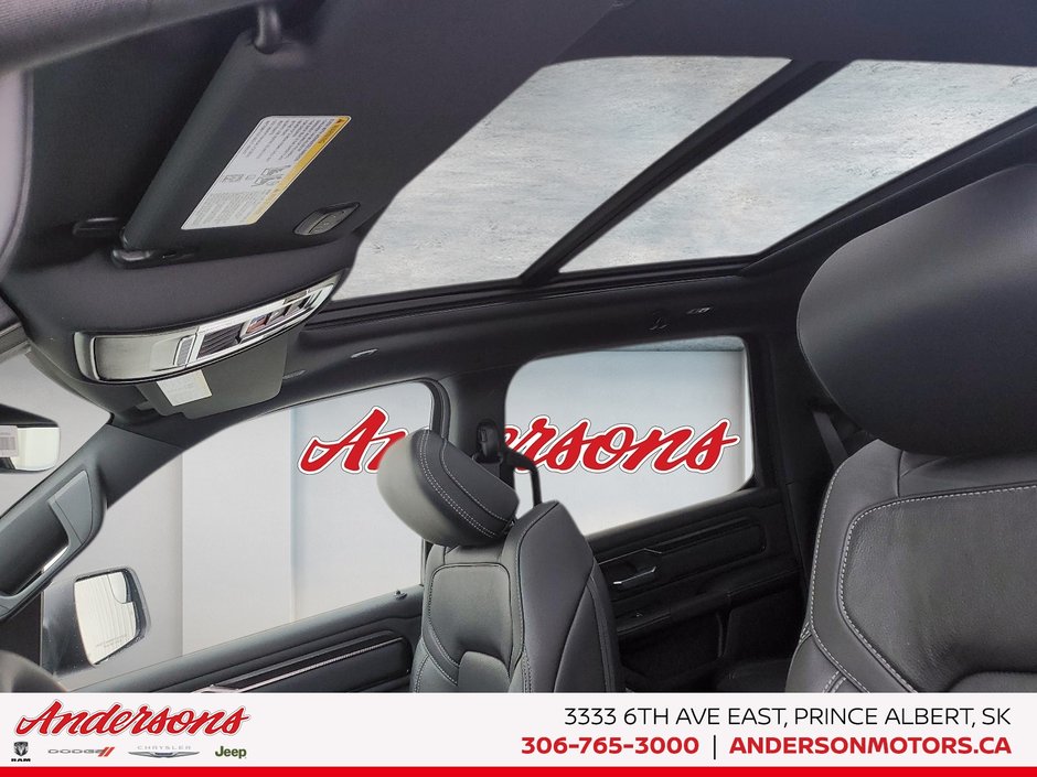 2026 Ram 1500 SPORT 3.0L Hurricane Twin Turbo I6 / Crew Cab / Mopar Side Steps / Panoramic Sunroof