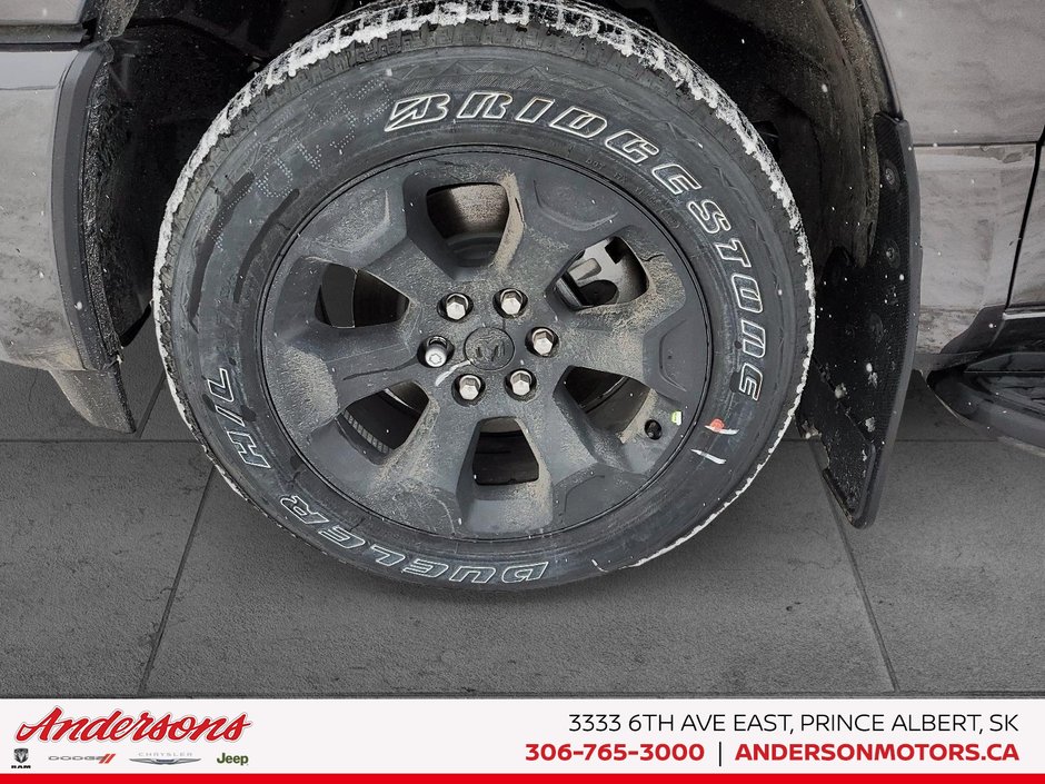 2026 Ram 1500 SPORT 3.0L Hurricane Twin Turbo I6 / Crew Cab / Mopar Side Steps / Panoramic Sunroof