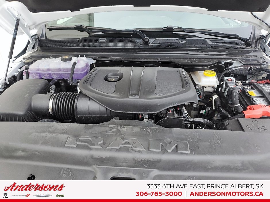 2026 Ram 1500 BIG HORN 3.0L Hurricane Twin Turbo I6 / Crew Cab / Night Edition / 12