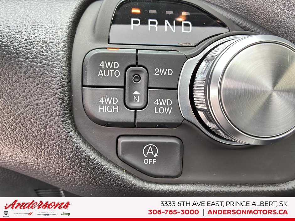2026 Ram 1500 SPORT 5.7L HEMI V8 / Crew Cab / harman/kardon Premium Audio / Panoramic Sunroof