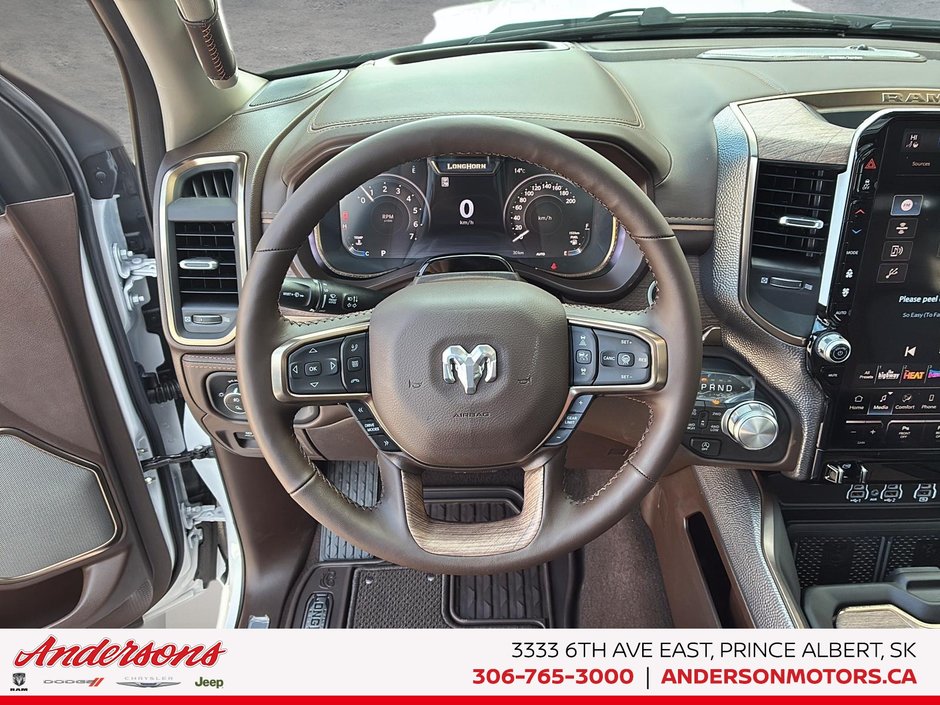 2026 Ram 1500 LONGHORN 5.7L HEMI V8 / Crew Cab / RamBox & Surround View Camera System