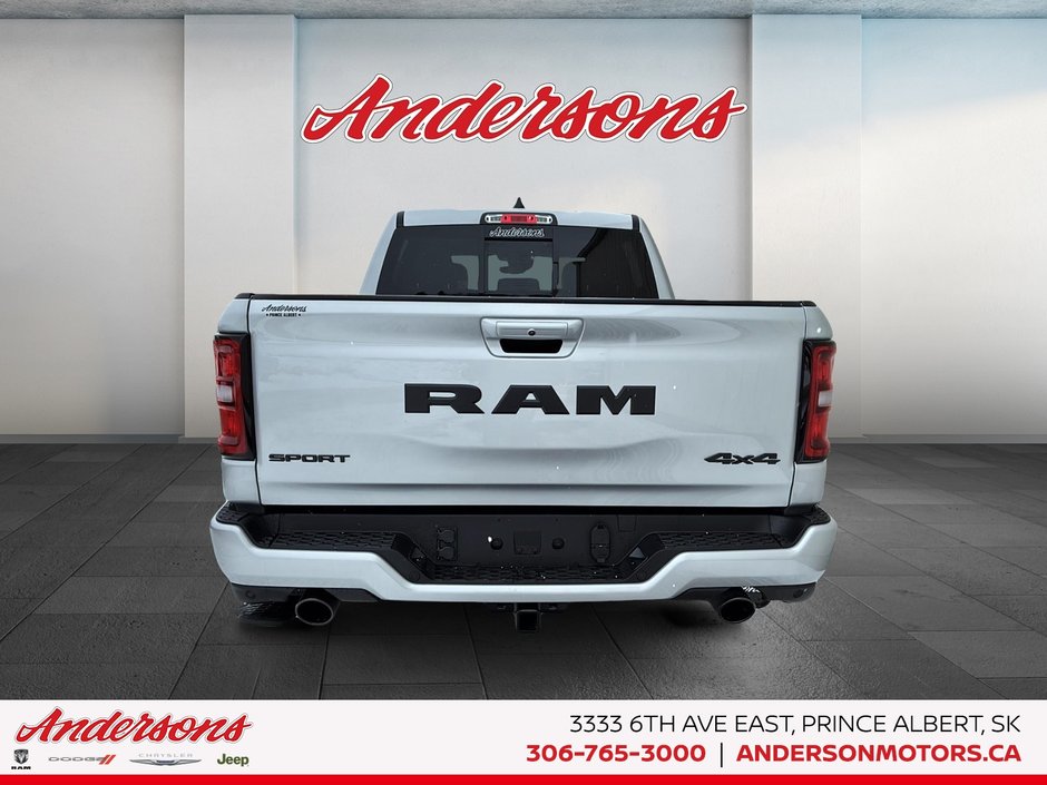 2026 Ram 1500 SPORT 5.7L HEMI V8 w/ eTorque / Dual-Pane Panoramic Sunroof / Leather-Faced Heated Seats