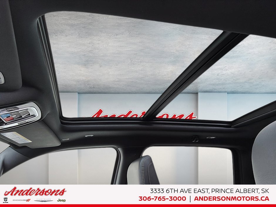 2026 Ram 1500 SPORT 5.7L HEMI V8 w/ eTorque / Dual-Pane Panoramic Sunroof / Leather-Faced Heated Seats