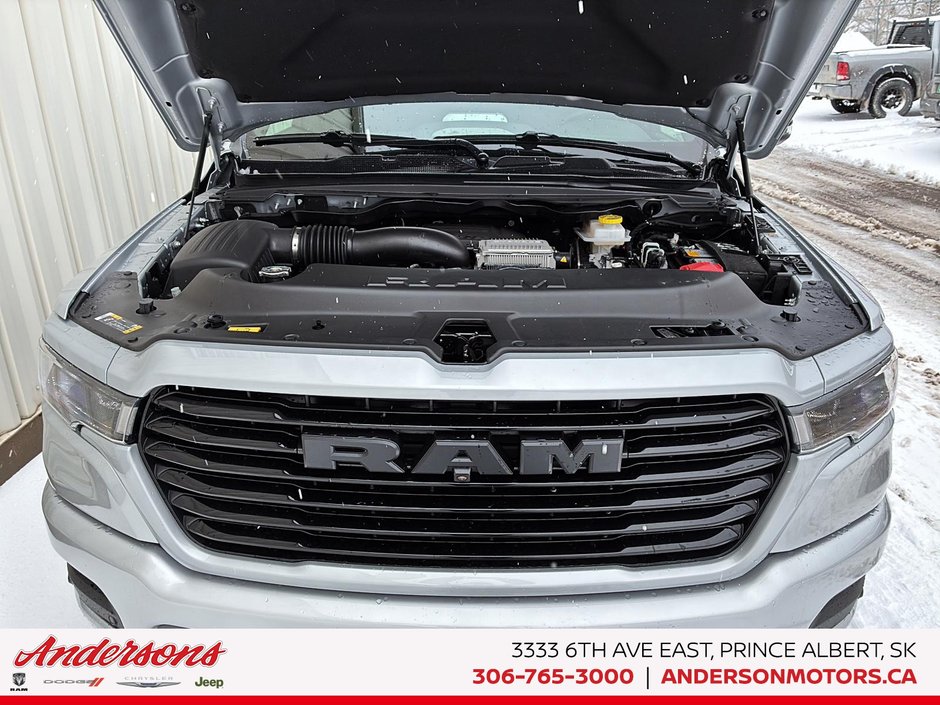 2026 Ram 1500 SPORT 5.7L HEMI V8 w/ eTorque / Dual-Pane Panoramic Sunroof / Leather-Faced Heated Seats