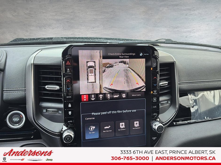 2026 Ram 1500 SPORT 5.7L HEMI V8 / Sport Crew Cab 4x4 / Premium harman/kardon Audio / Dual-Pane Panoramic Sunroof