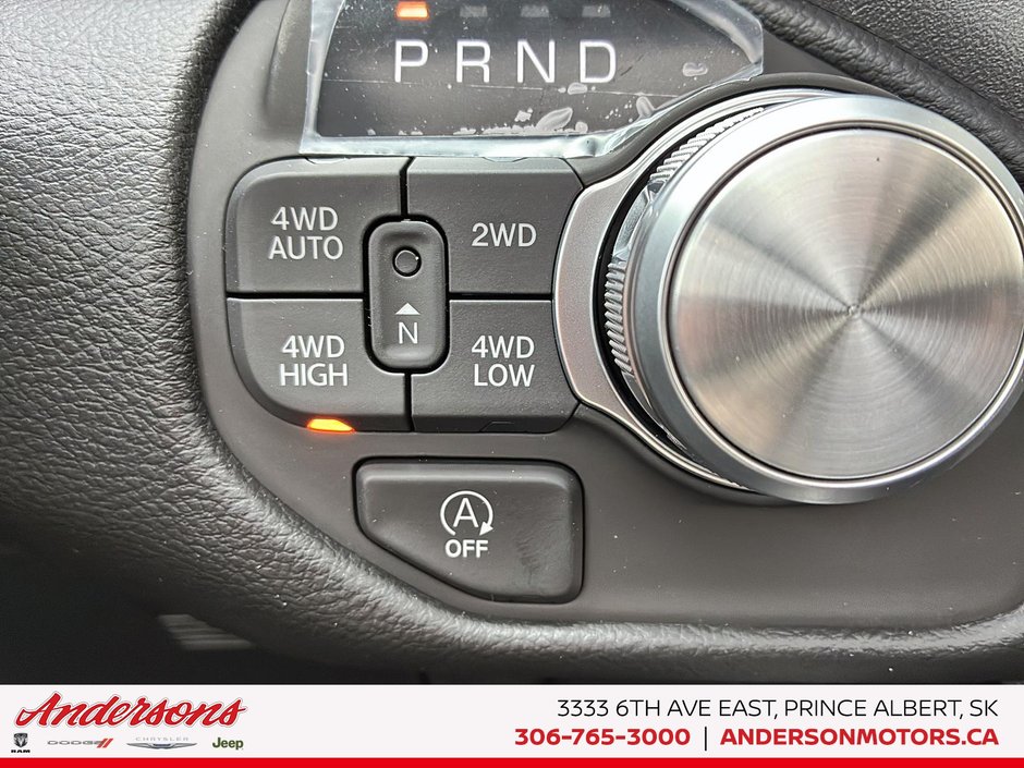 2026 Ram 1500 SPORT 5.7L HEMI V8 / Sport Crew Cab 4x4 / Premium harman/kardon Audio / Dual-Pane Panoramic Sunroof