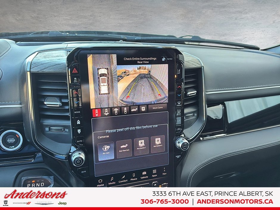 2026 Ram 1500 LIMITED 5.7L HEMI V8 / Crew Cab / Surround View Camera / Panoramic Sunroof