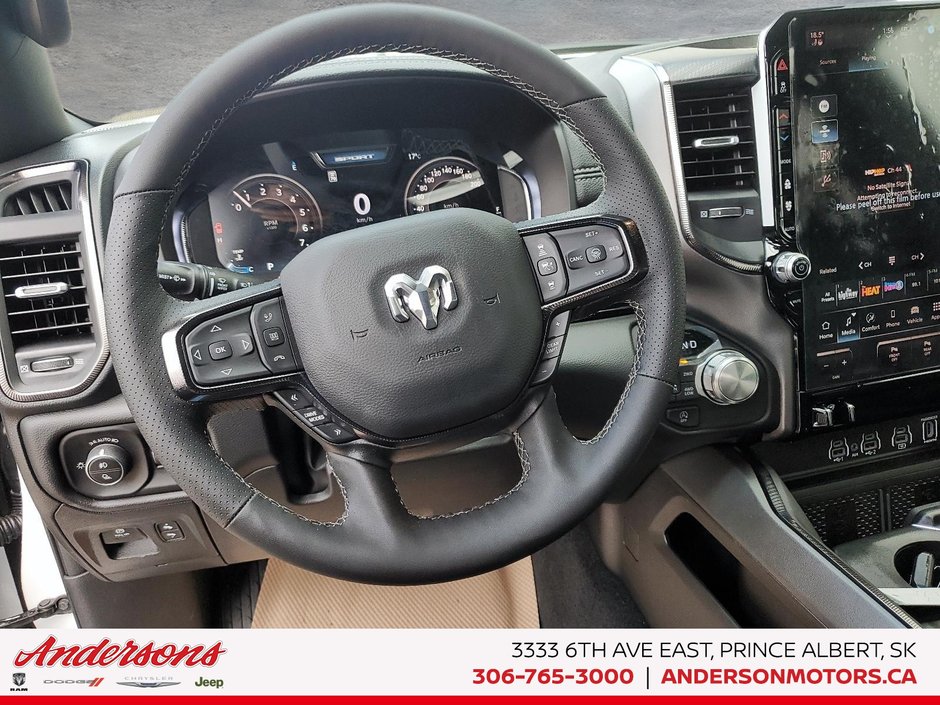 2026 Ram 1500 SPORT 5.7L HEMI V8 / Crew Cab / Ventilated Front Seats / Power Tailgate