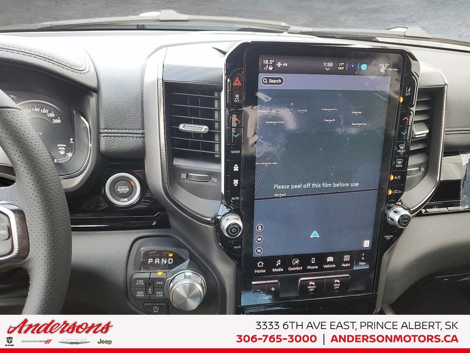 2026 Ram 1500 SPORT 5.7L HEMI V8 / Crew Cab / Ventilated Front Seats / Power Tailgate
