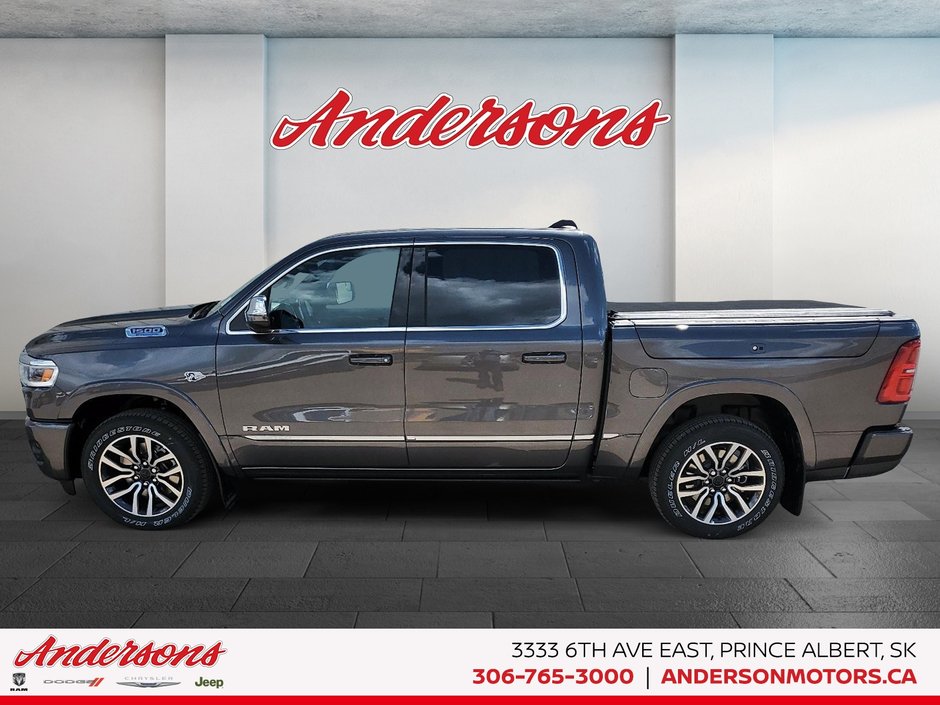 2026 Ram 1500 LIMITED 5.7L HEMI / Crew Cab / Heads-Up Display