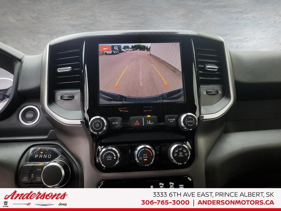 2026 Ram 1500 EXPRESS 3.0L Hurricane / Crew Cab / Black Tubular Sidesteps