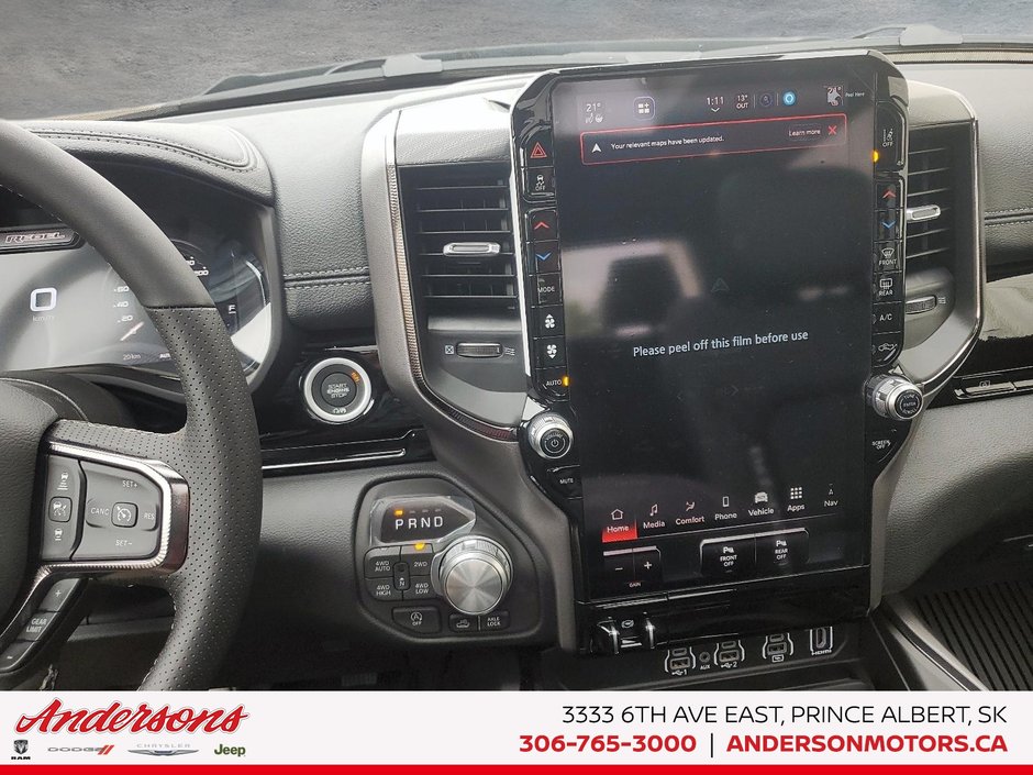 2026 Ram 1500 REBEL 5.7L / Crew Cab / 19-speaker Harman/Kardon Audio