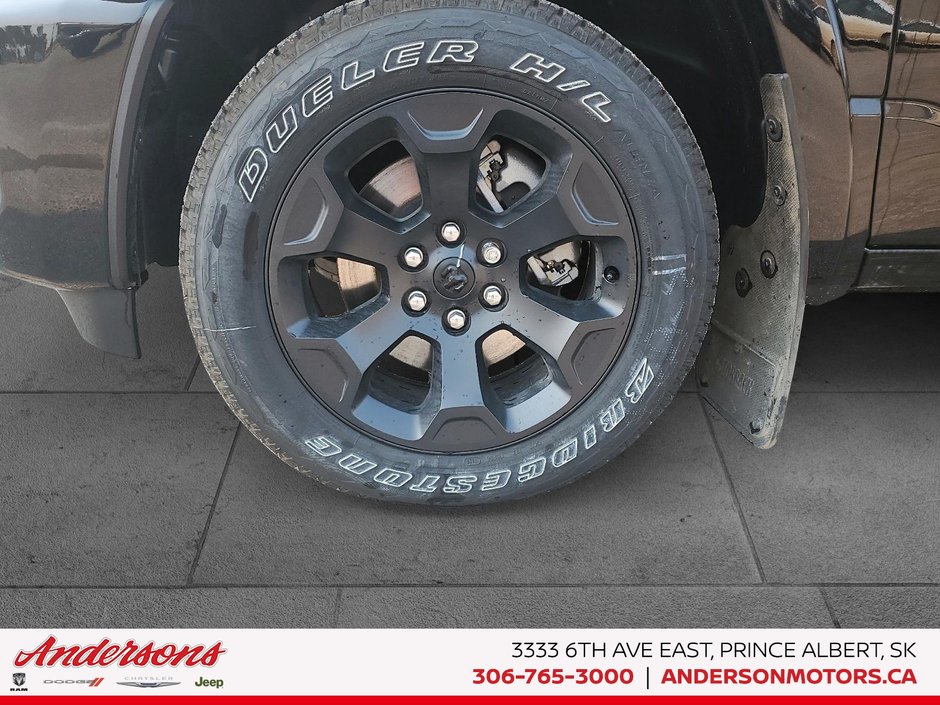 2026 Ram 1500 BIG HORN 3.0L Twin Turbo / Crew Cab / ParkSense