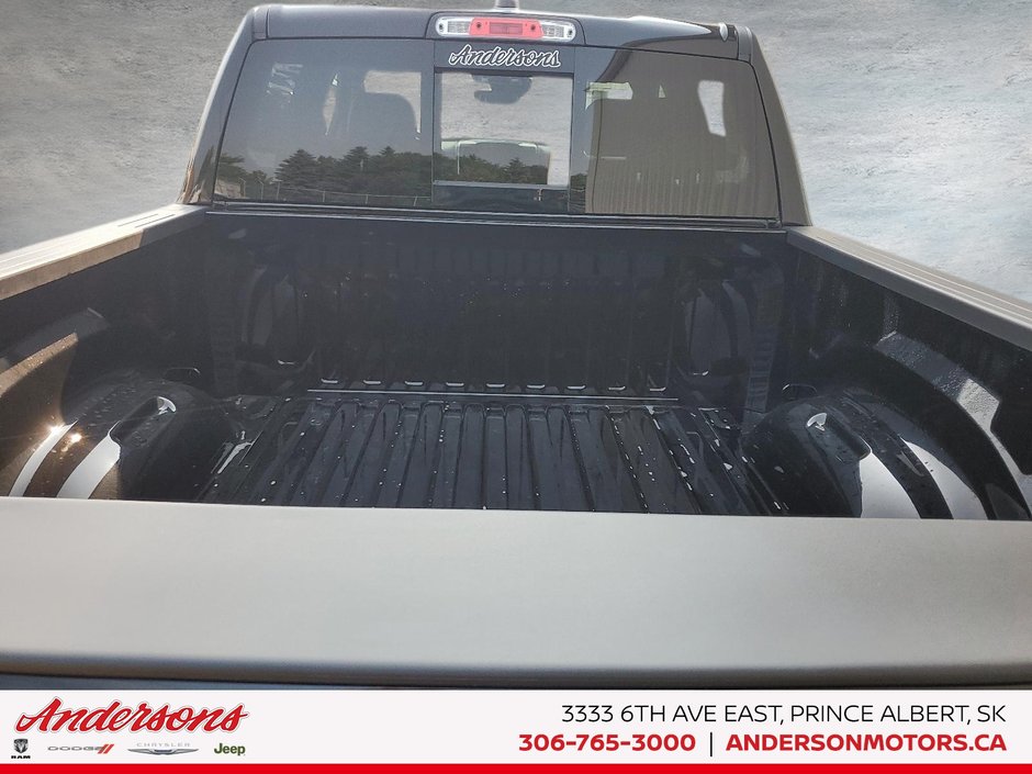 2026 Ram 1500 BIG HORN 3.0L Twin Turbo / Crew Cab / ParkSense