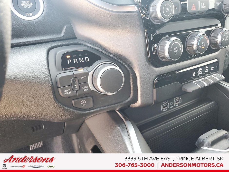 2026 Ram 1500 EXPRESS 3.0L Twin Turbo / Crew Cab / ParkSense