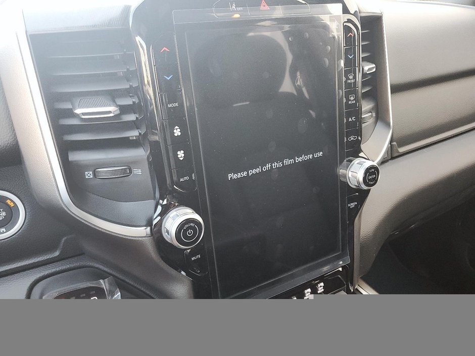 2026 Ram 1500 BIG HORN 3.0L Turbo / Crew Cab / ParkSense