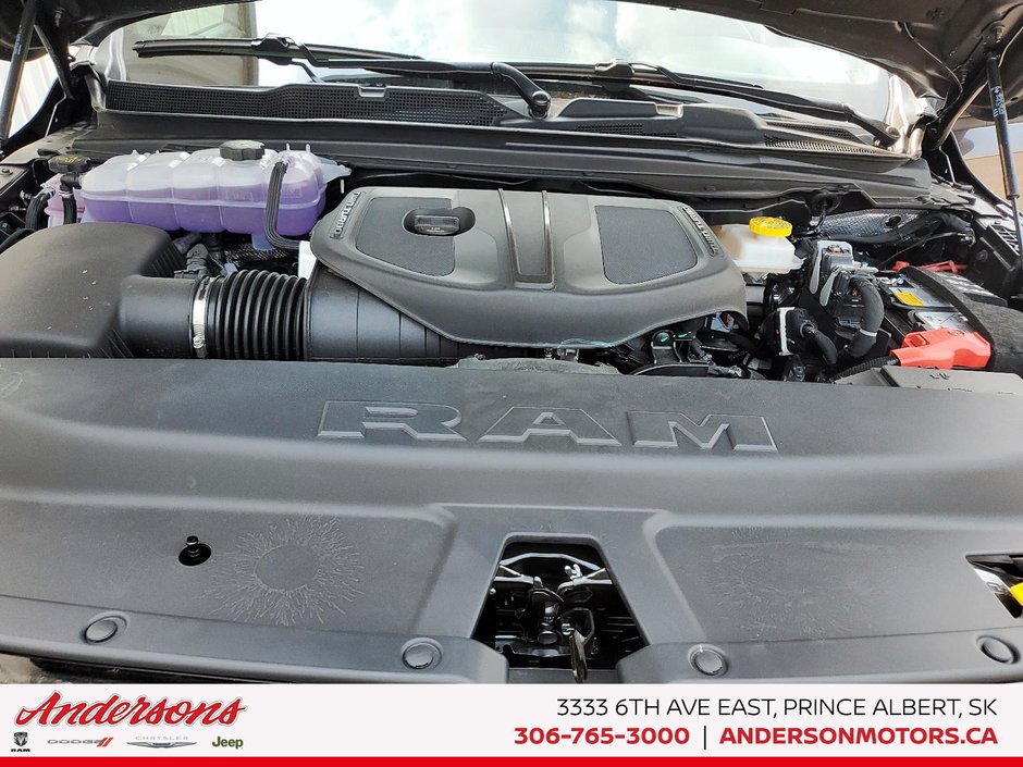2026 Ram 1500 EXPRESS 3.0L Turbo / Crew Cab / ParkSense