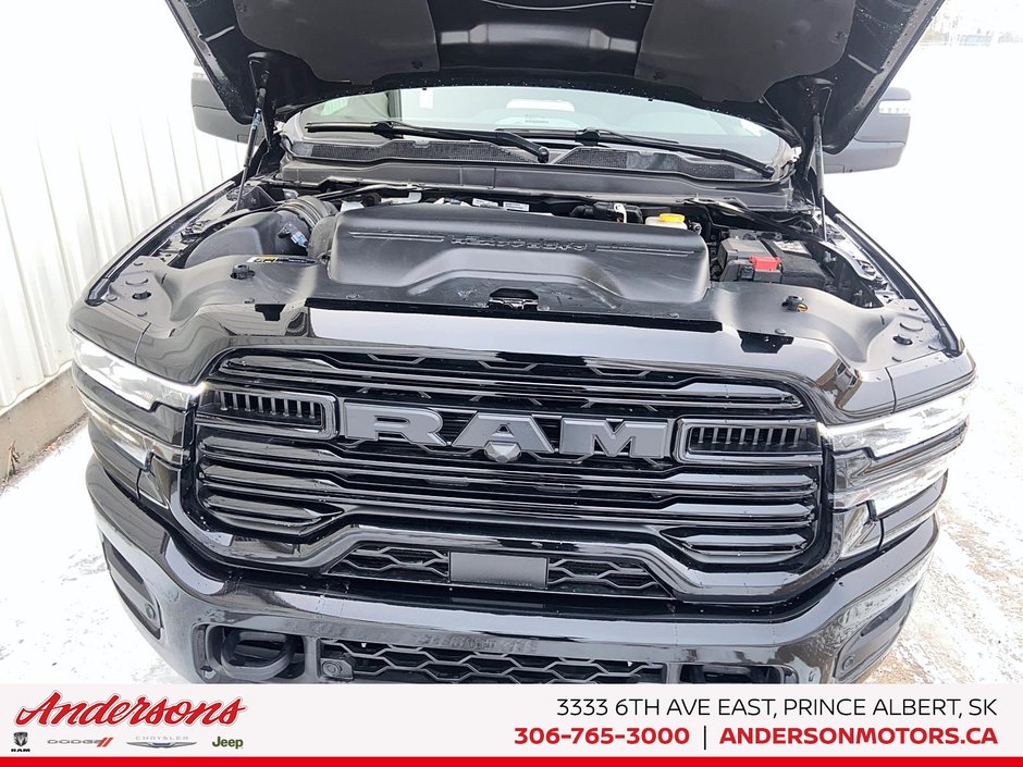 2026 Ram 2500 LARAMIE 6.7L Cummins Turbo-Diesel / Mega Cab / Leather-Faced / Night Edition