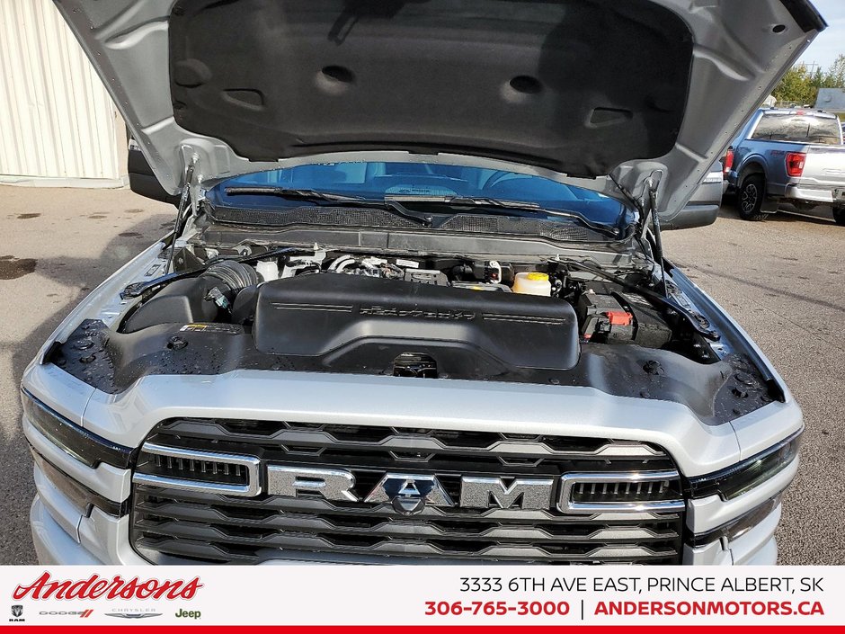 2026 Ram 3500 BIG HORN Cummins Diesel / Level 2 Group Equipment Group / Sport Appearance Pkg