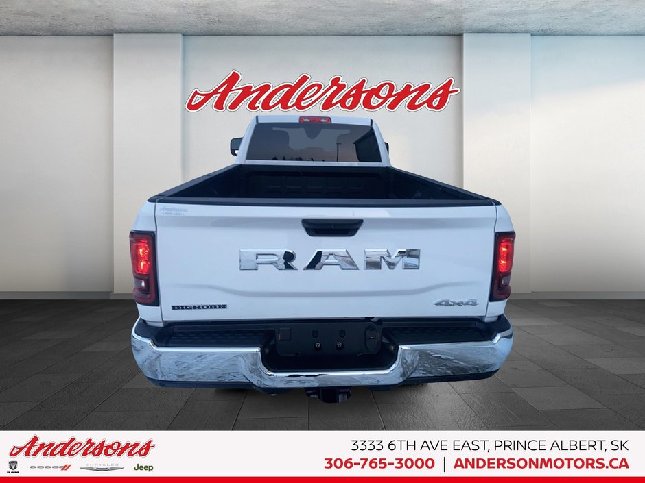 2026 Ram 3500 BIG HORN 6.7L Cummins Turbo-Diesel / Crew Cab / Cloth