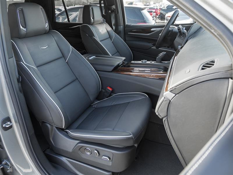 2024 Cadillac Escalade Premium Luxury-29