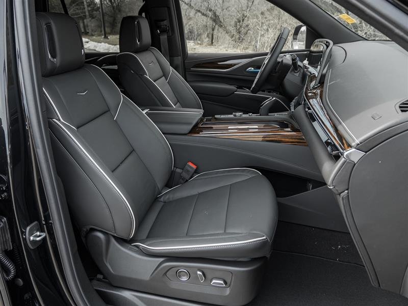 2024 Cadillac Escalade Premium Luxury-29