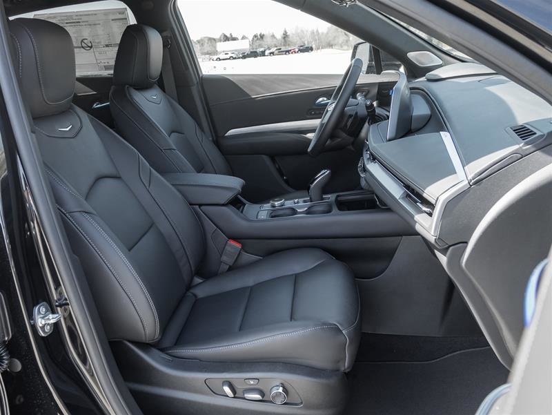 2024 Cadillac XT4 Premium Luxury AWD Premium Luxury-24