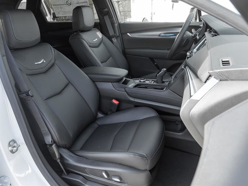 2024 Cadillac XT5 Luxury FWD Luxury-17