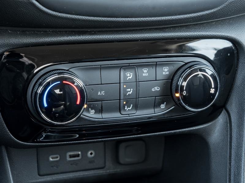 2022 Buick Encore Gx Preferred AWD-16