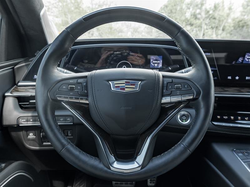 2023 Cadillac Escalade 4WD Sport Platinum-9