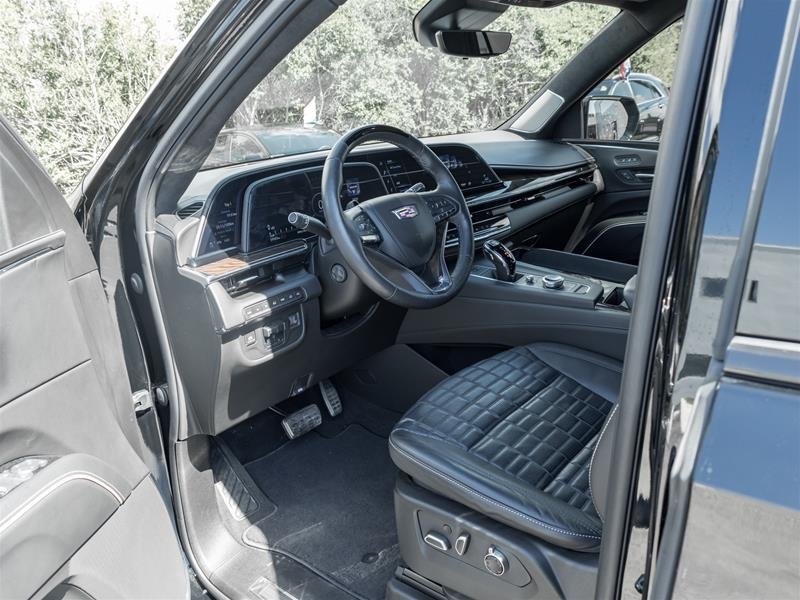 2023 Cadillac Escalade 4WD Sport Platinum-8