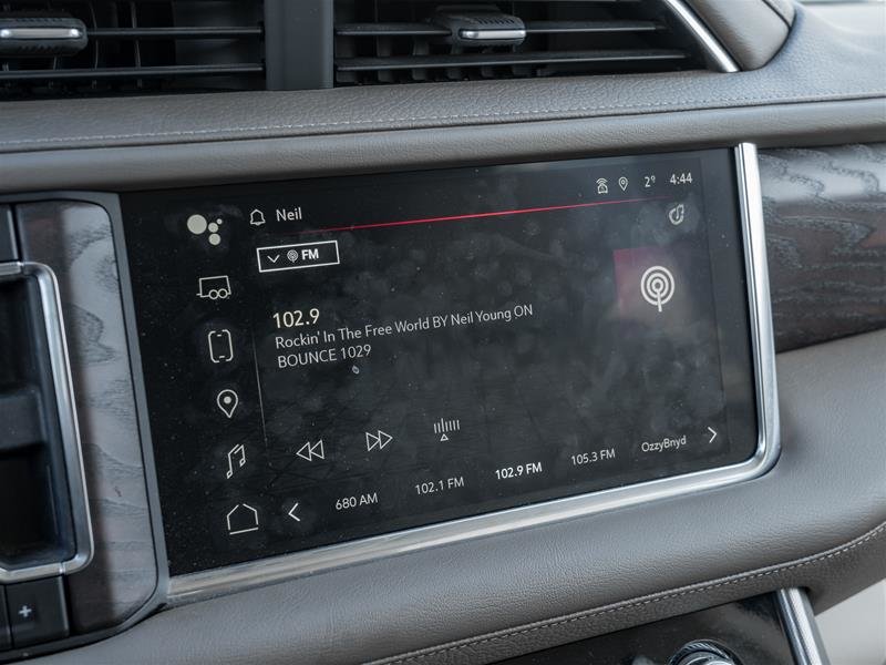 2023 GMC Yukon 4x4 Denali-24