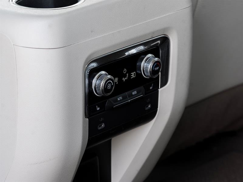 2023 GMC Yukon 4x4 Denali-30